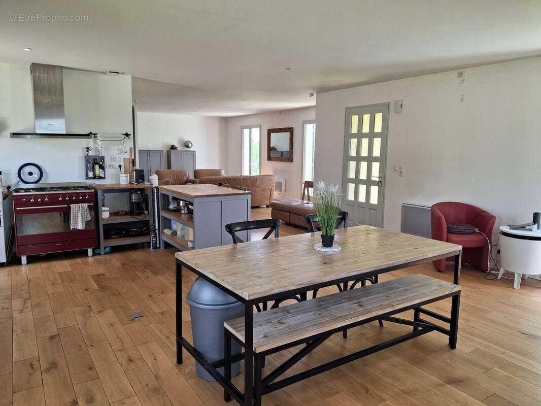 Maison à CASTILLONNES