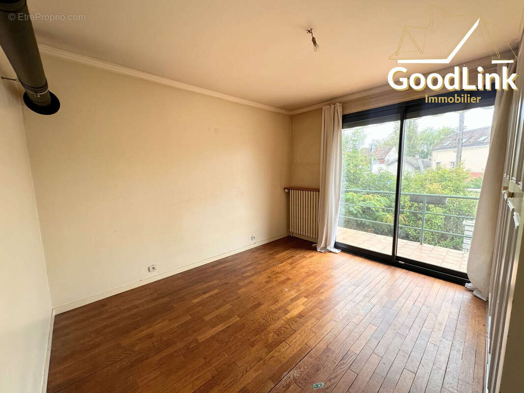 Maison à MILLY-LA-FORET