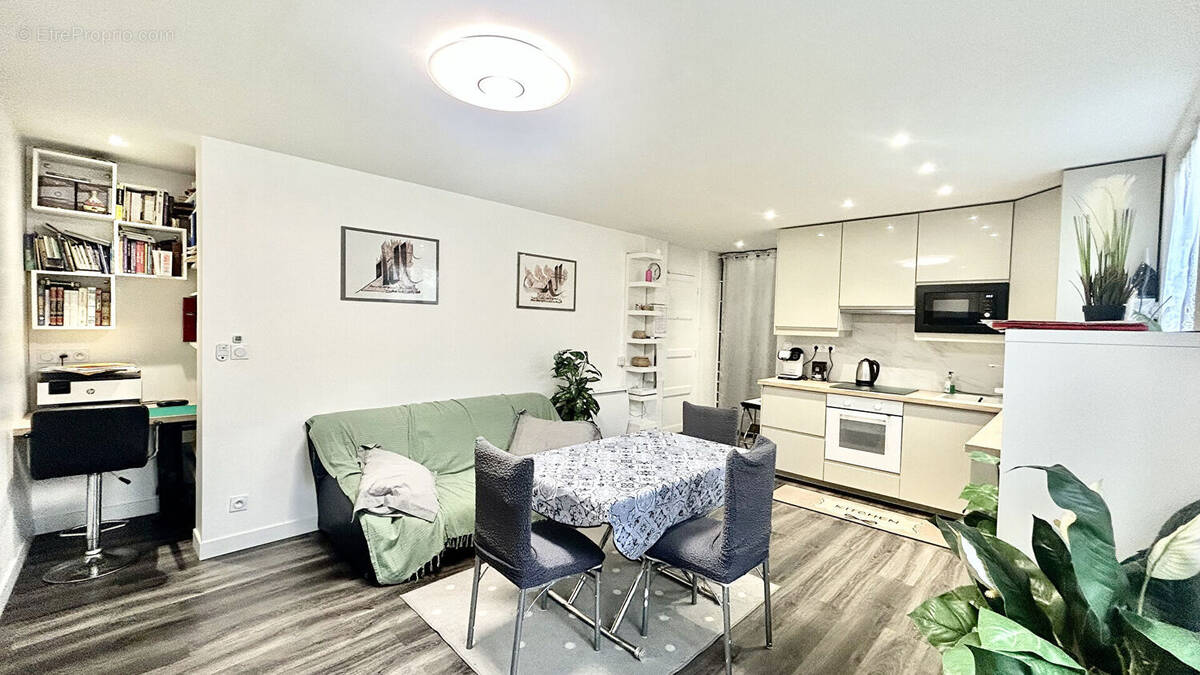 Appartement à STAINS