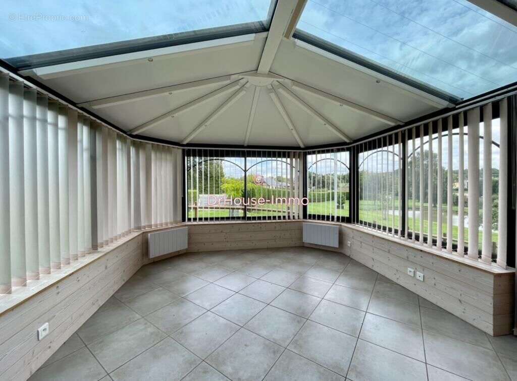 Maison à SAINTE-GAUBURGE-SAINTE-COLOMBE