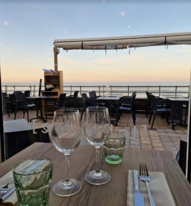 Commerce à SAINT-GILLES-CROIX-DE-VIE