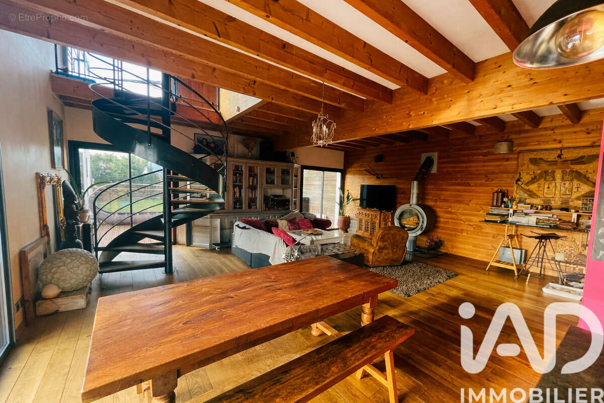 Photo 8 - Maison à OPOUL-PERILLOS