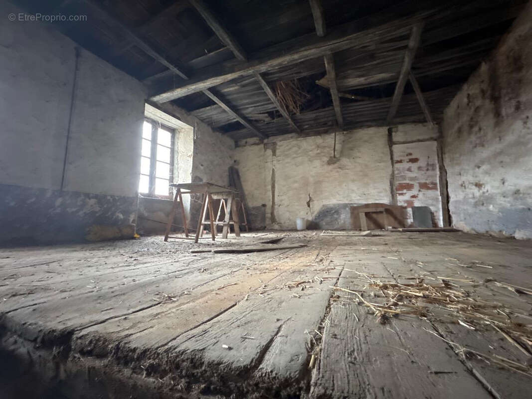 Autre à VILLEFRANCHE-D'ALBIGEOIS