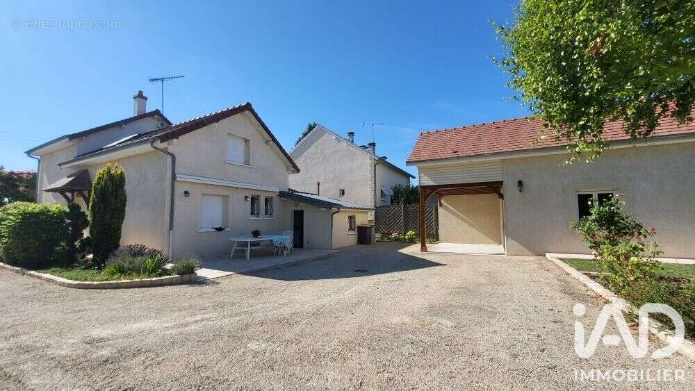 Maison 133 m² à Villemandeur  - photo 5