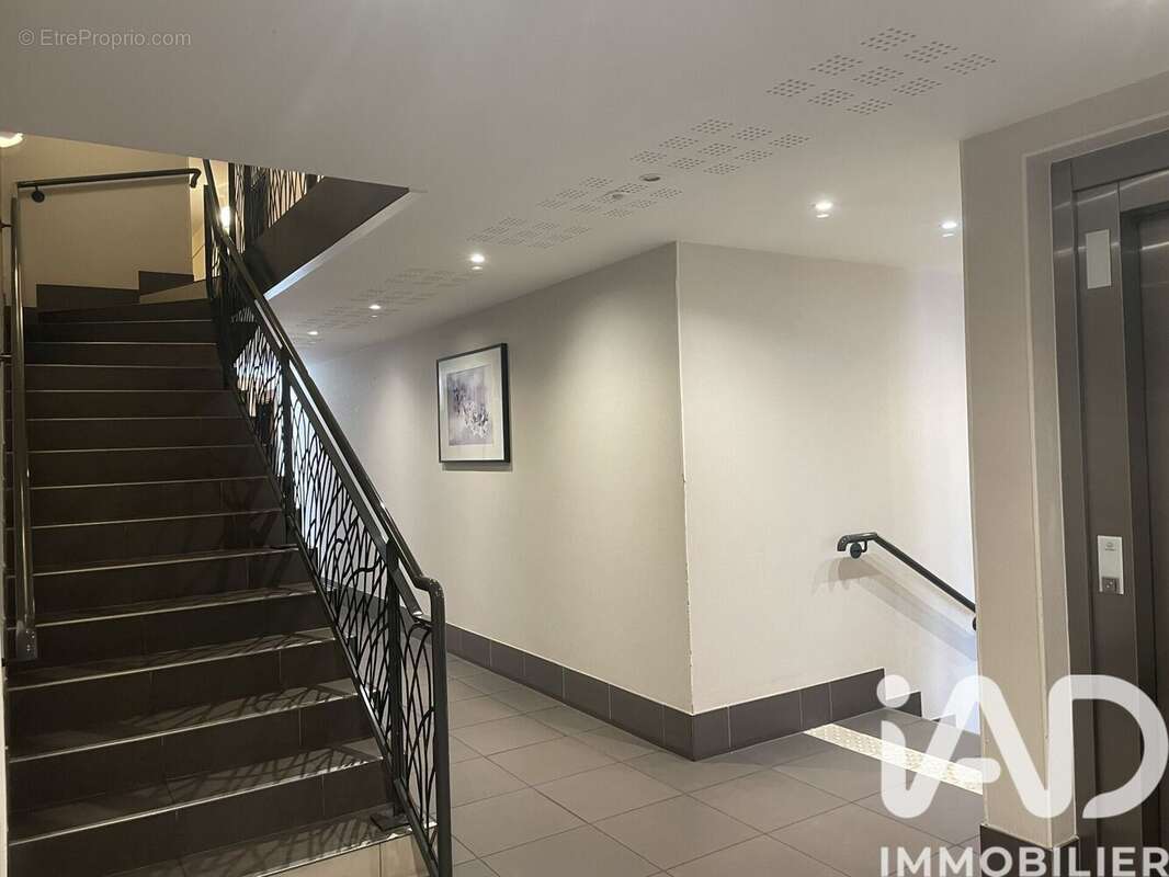 Photo 9 - Appartement à MOISSY-CRAMAYEL