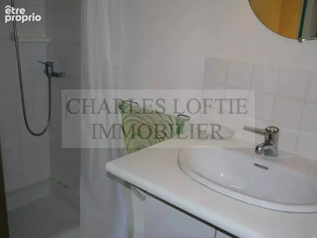  Propriété mitoyenne dans un château Médiéval du 14ème et 15eme siècles - photo 37