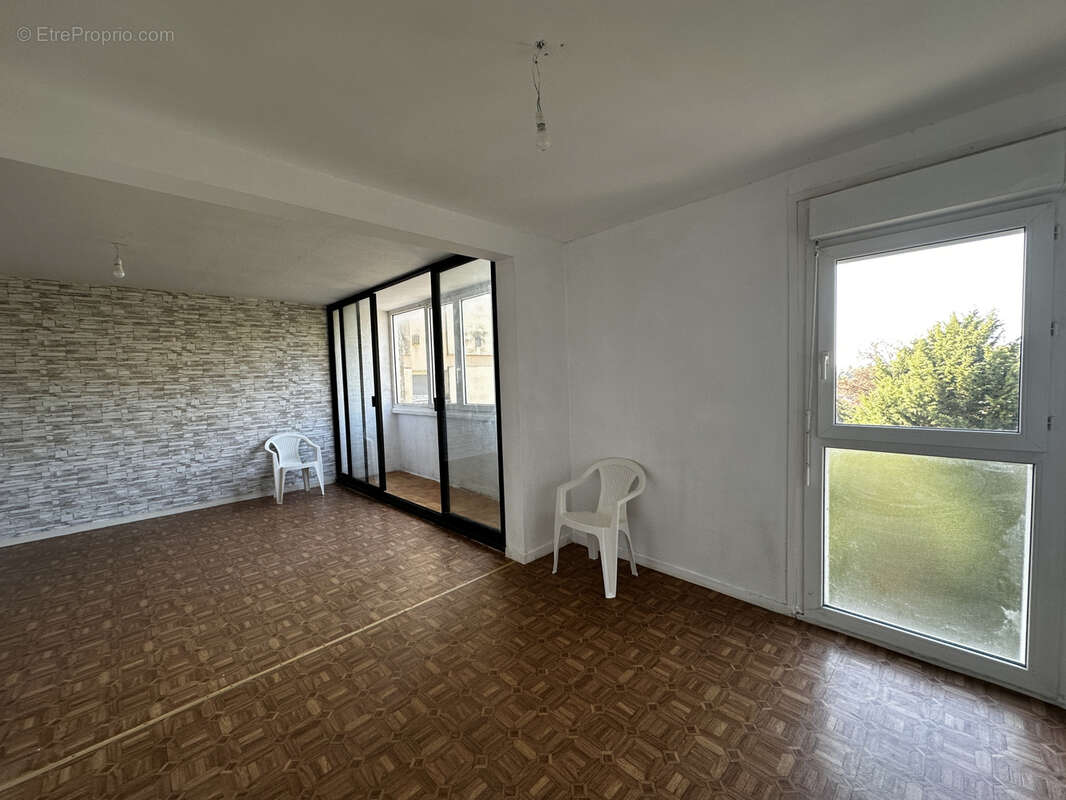 Appartement à COLAYRAC-SAINT-CIRQ