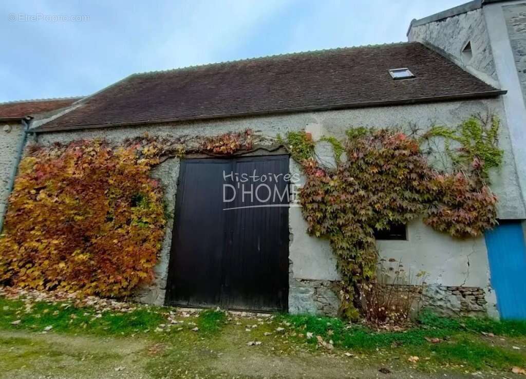 Maison à BERNAY-VILBERT