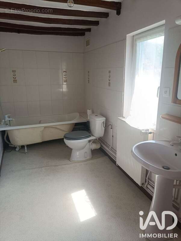 Photo 9 - Maison à QUIEVRECOURT