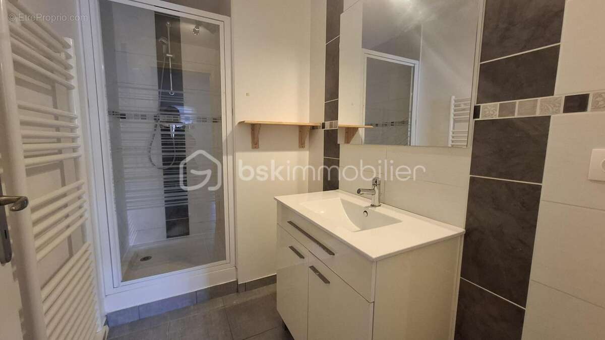 Appartement à MEREVILLE