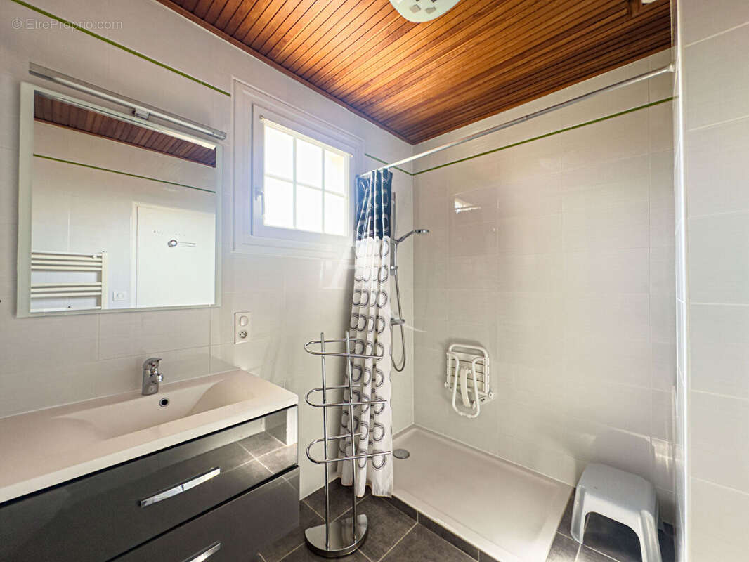 Maison à SAINT-REVEREND