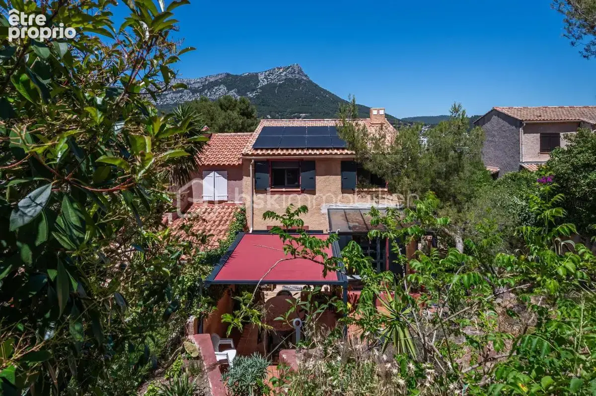 Maison à LA VALETTE-DU-VAR