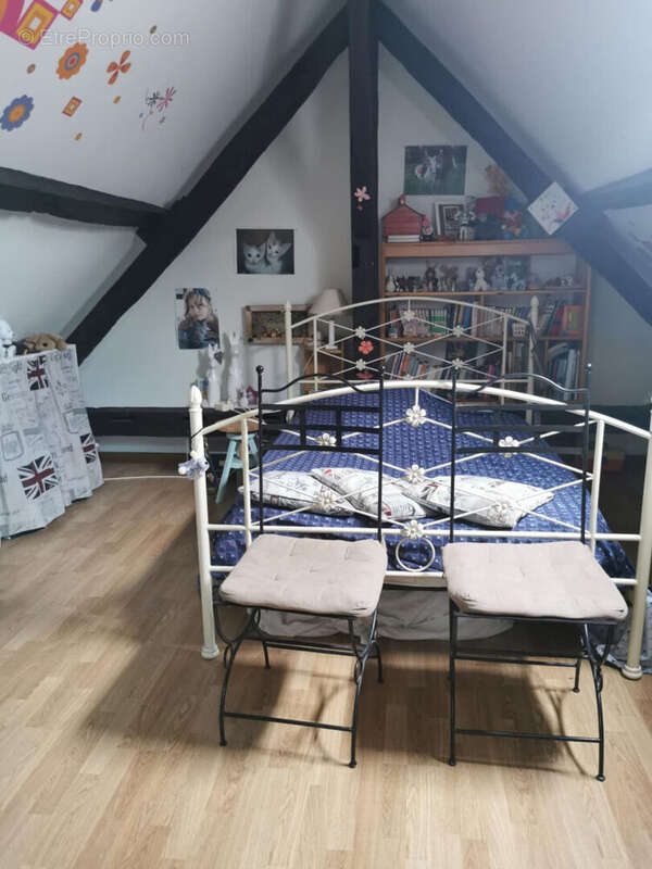 Maison à MONCE-EN-BELIN