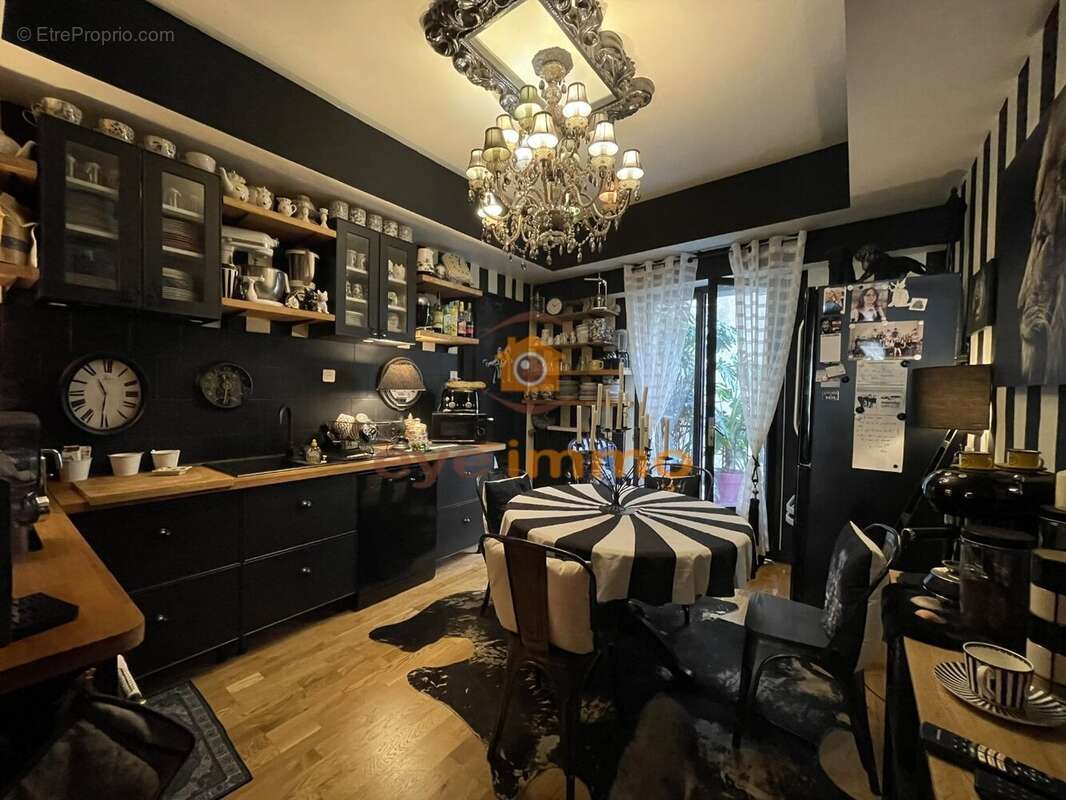Appartement à BEZIERS