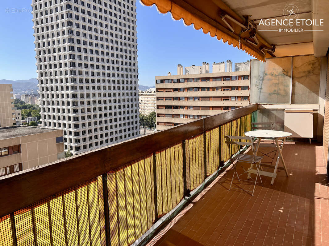 Appartement à MARSEILLE-6E