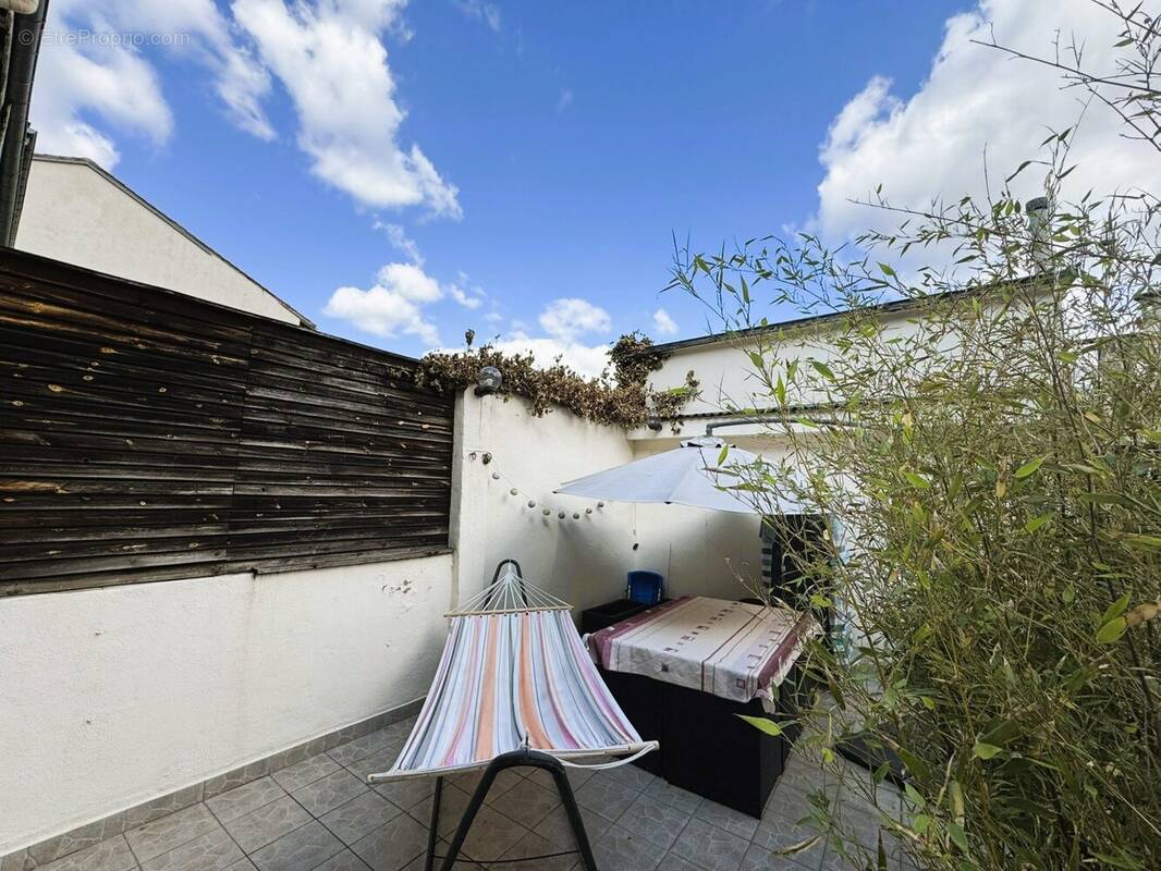 Appartement à SAINT-ETIENNE
