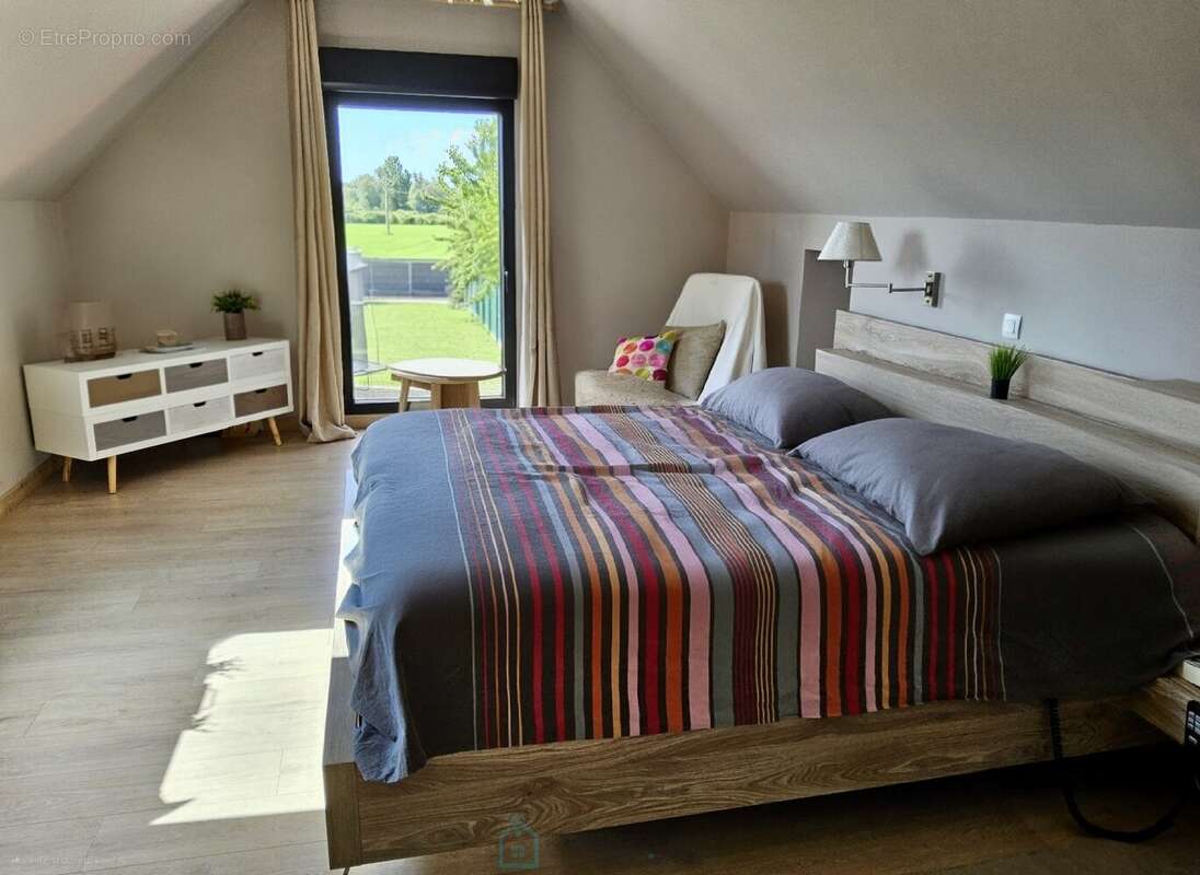 Magnifique Corps de ferme rénové avec prestations de qualité. - photo 15