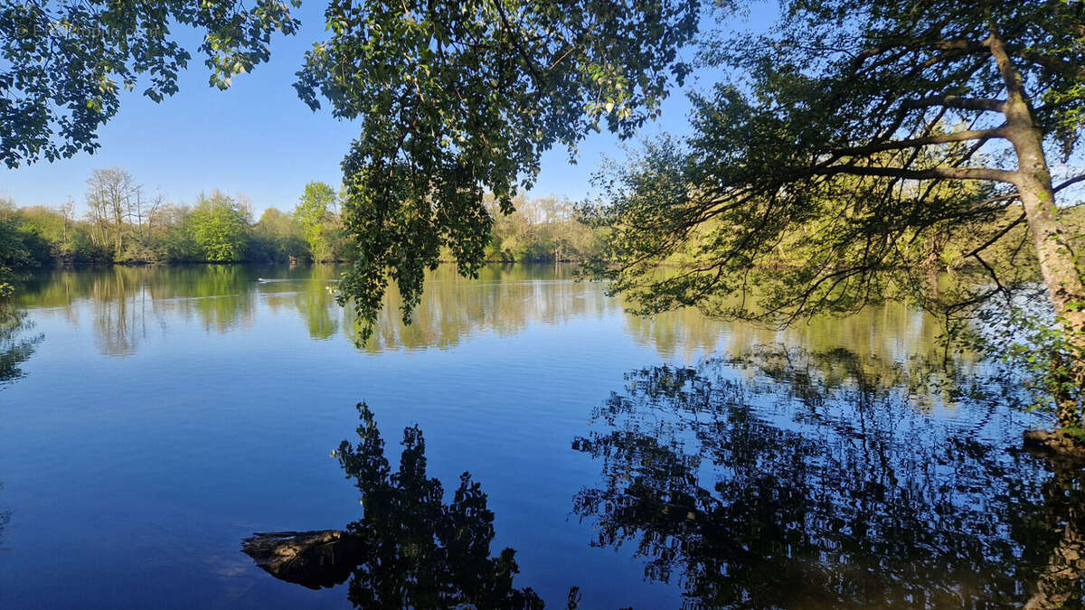 Terrain à MAINTENON