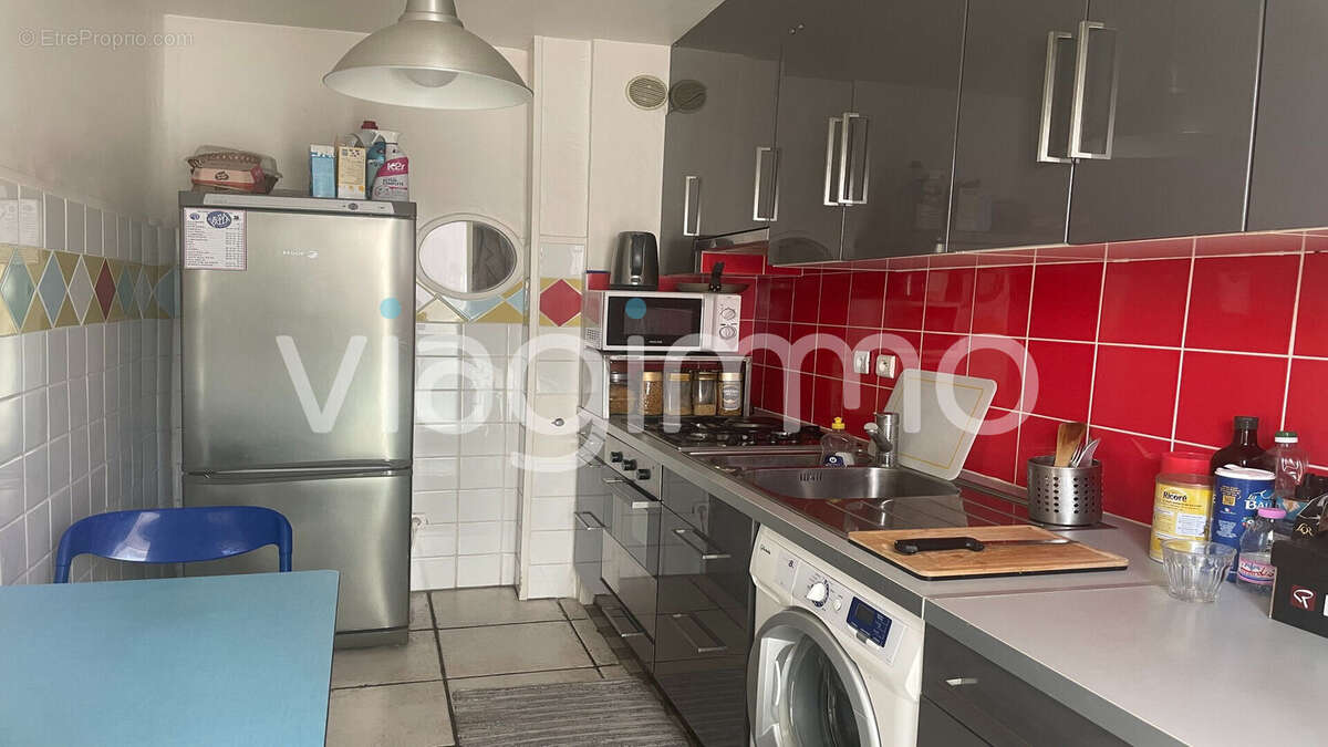 Appartement à MARSEILLE-7E