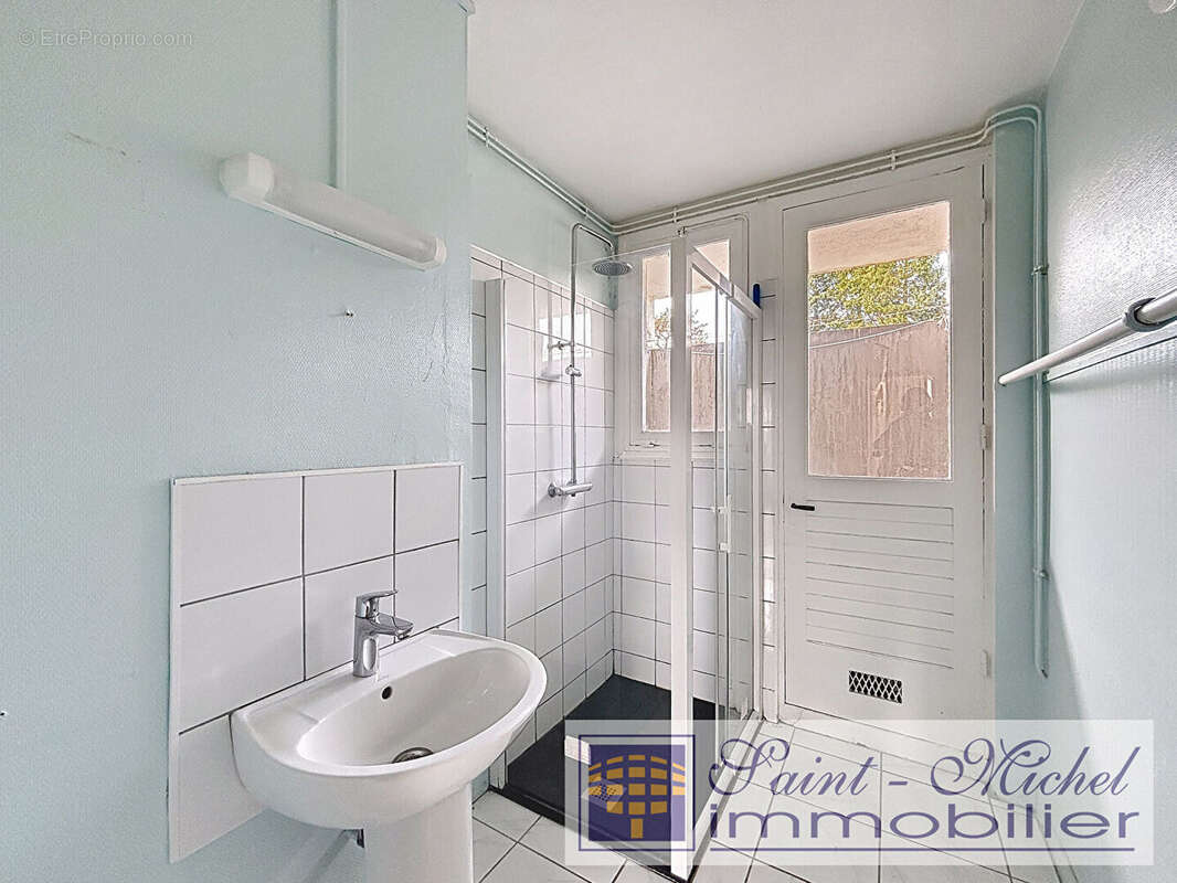 Appartement à QUIMPERLE