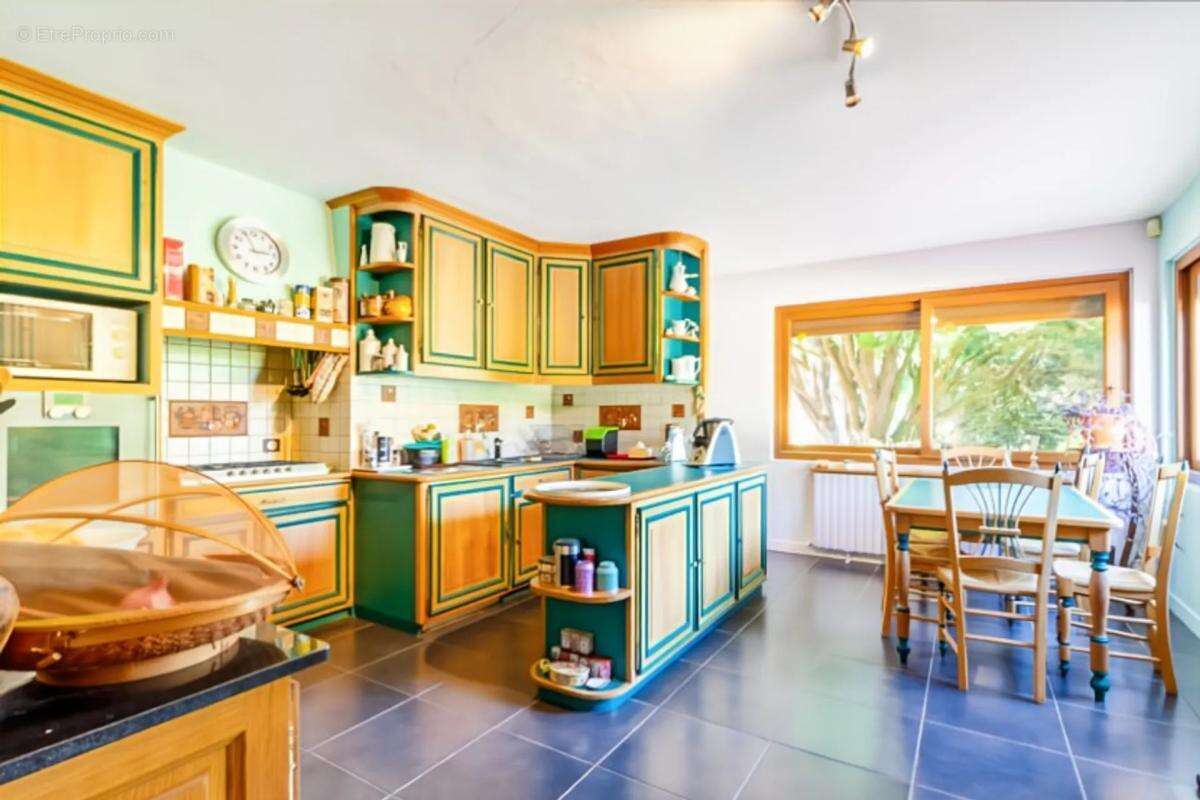 Maison à DAMPIERRE-EN-GRACAY