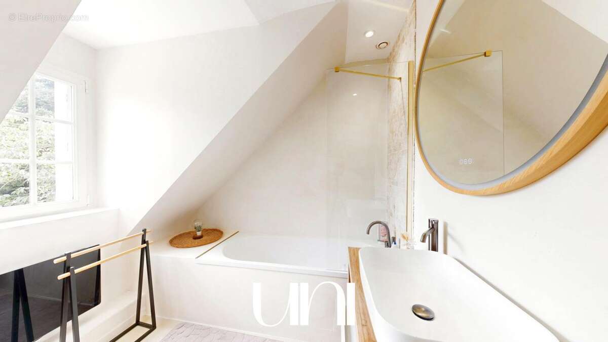 Maison 5pièces de 119m2 sur un terrain de 2180m2 - ESQUAY-SUR-SEULLES - photo 3