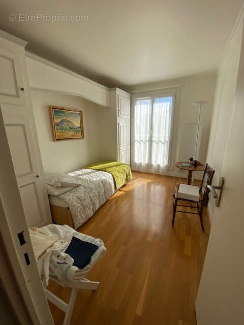 Appartement 81 m² à Groslay  - photo 16