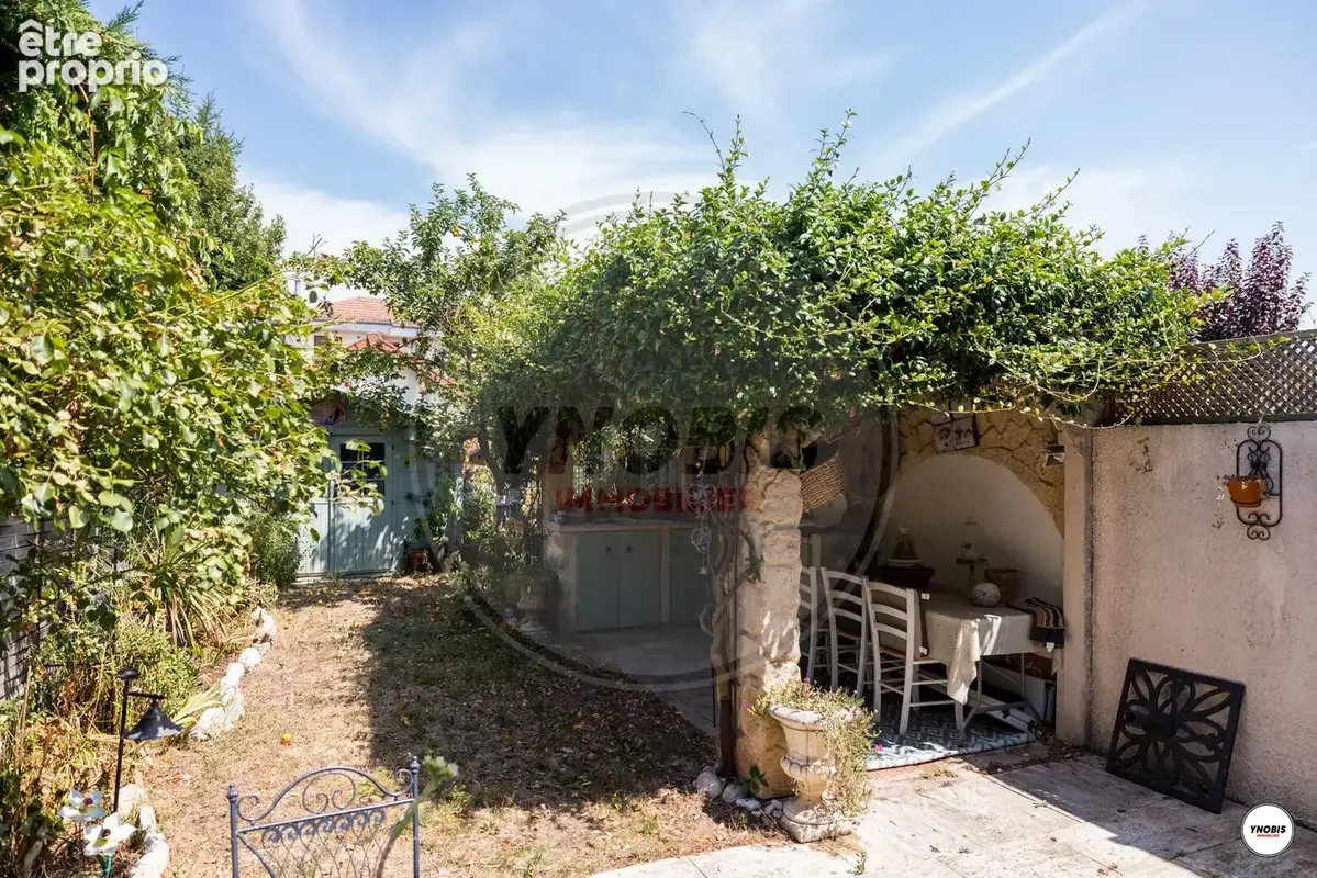 Photo Maison à Montesson au prix de 382 000€