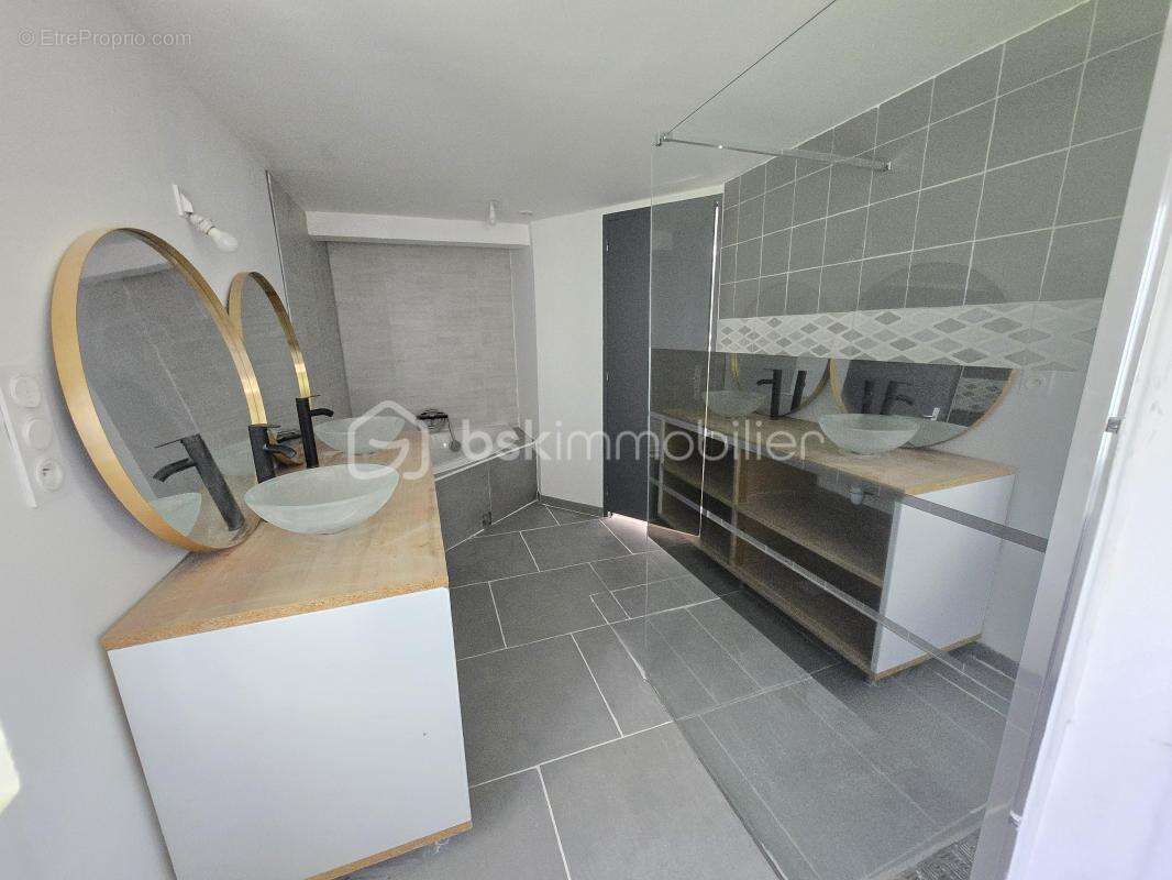 Maison à SAINT-LEGER-DES-VIGNES