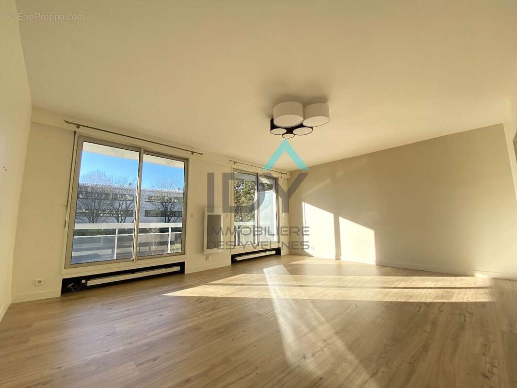 Appartement à LE PECQ