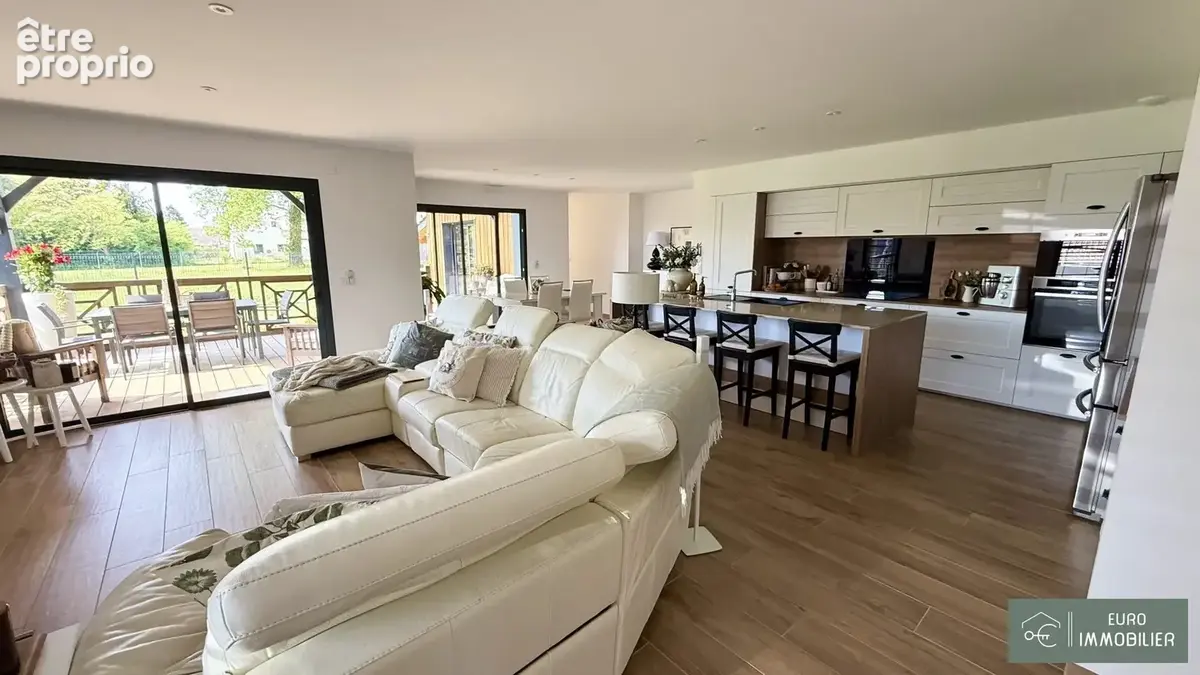 Maison 5 pièces 158 m² à vendre à Roaillan (33210) - photo 3