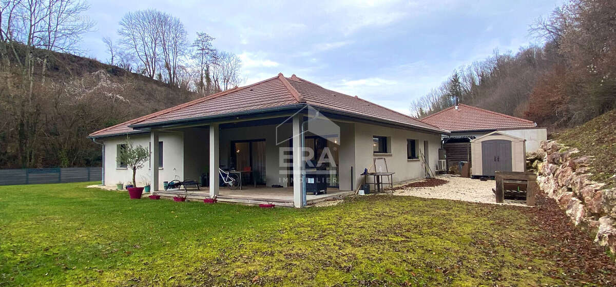 Maison à CHARAVINES