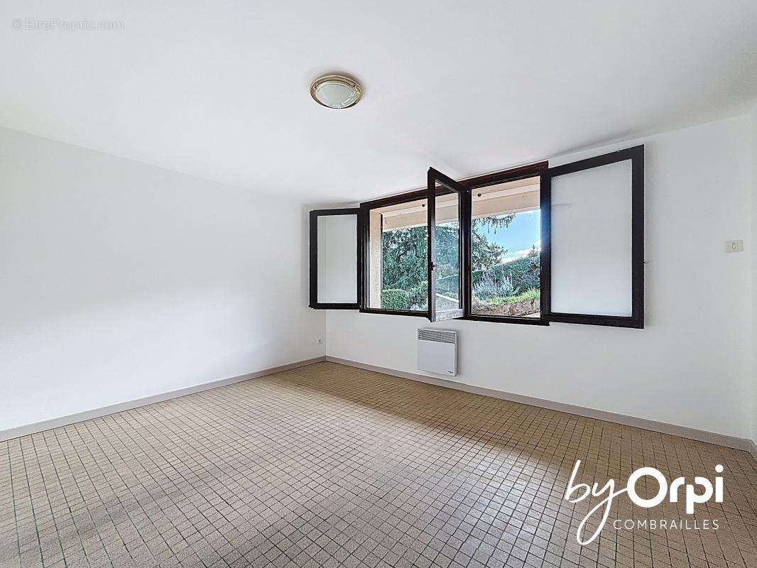 Maison à SAINT-ELOY-LES-MINES