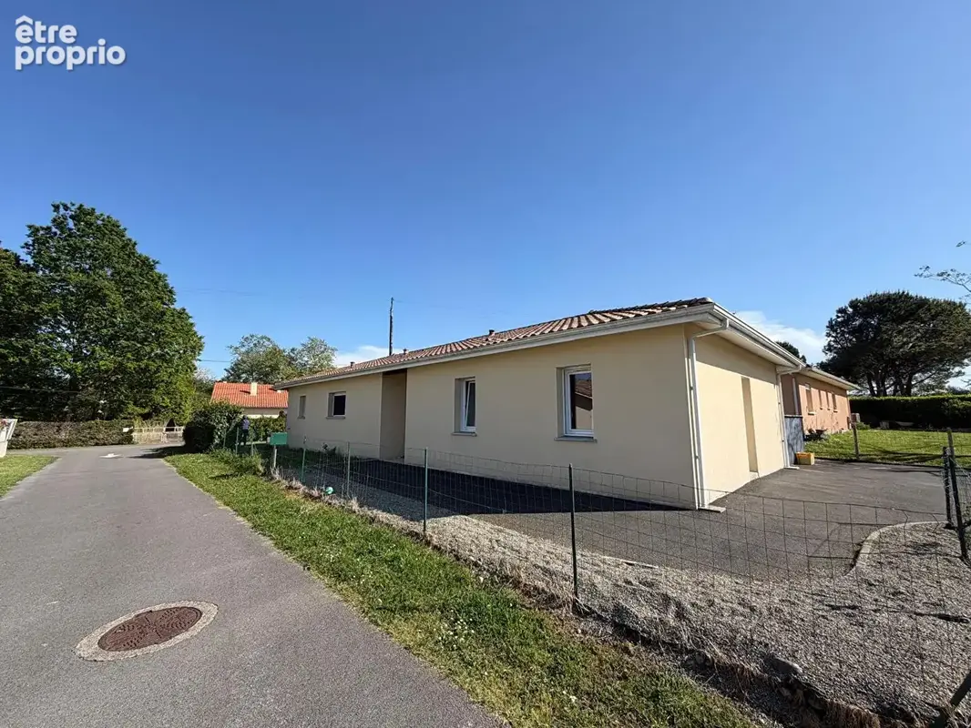 Maison récente de plain-pied 5 pièces 105 m², proche Salies de Béarn - photo 8
