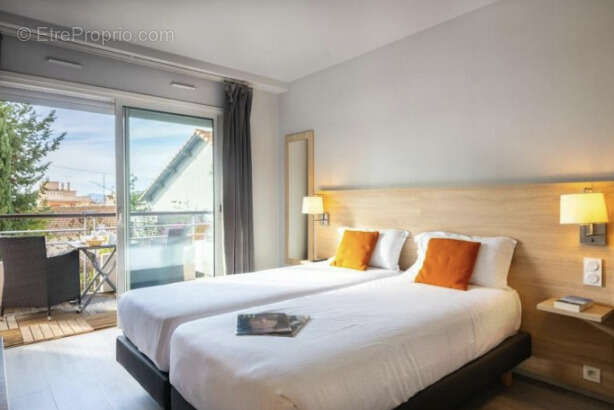 Appartement à LE CANNET