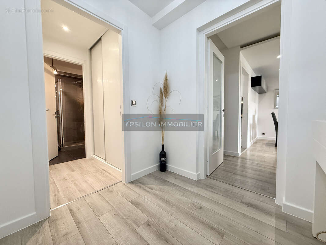 Appartement à BEAUSOLEIL