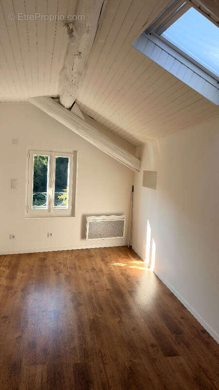 Maison à MONTREVEL