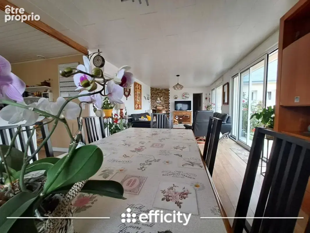 Maison 14 pièces 269 m² à vendre à Peumerit (29710) - photo 16