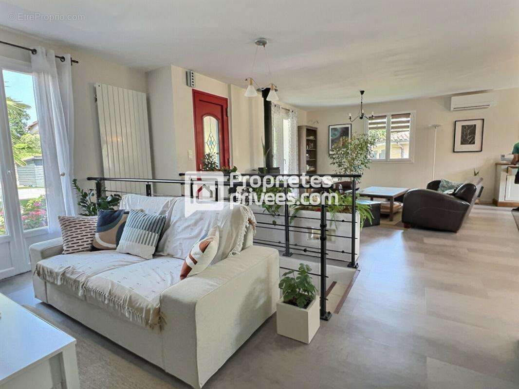 Maison à CHANCELADE