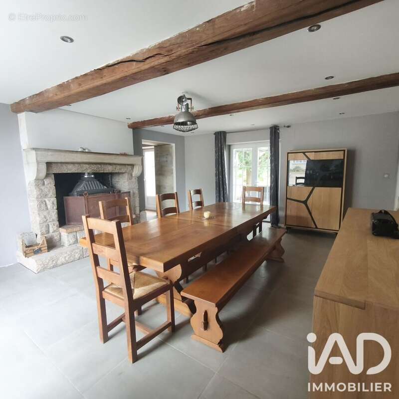 Photo 9 - Maison à LA ROCHE-EN-BRENIL
