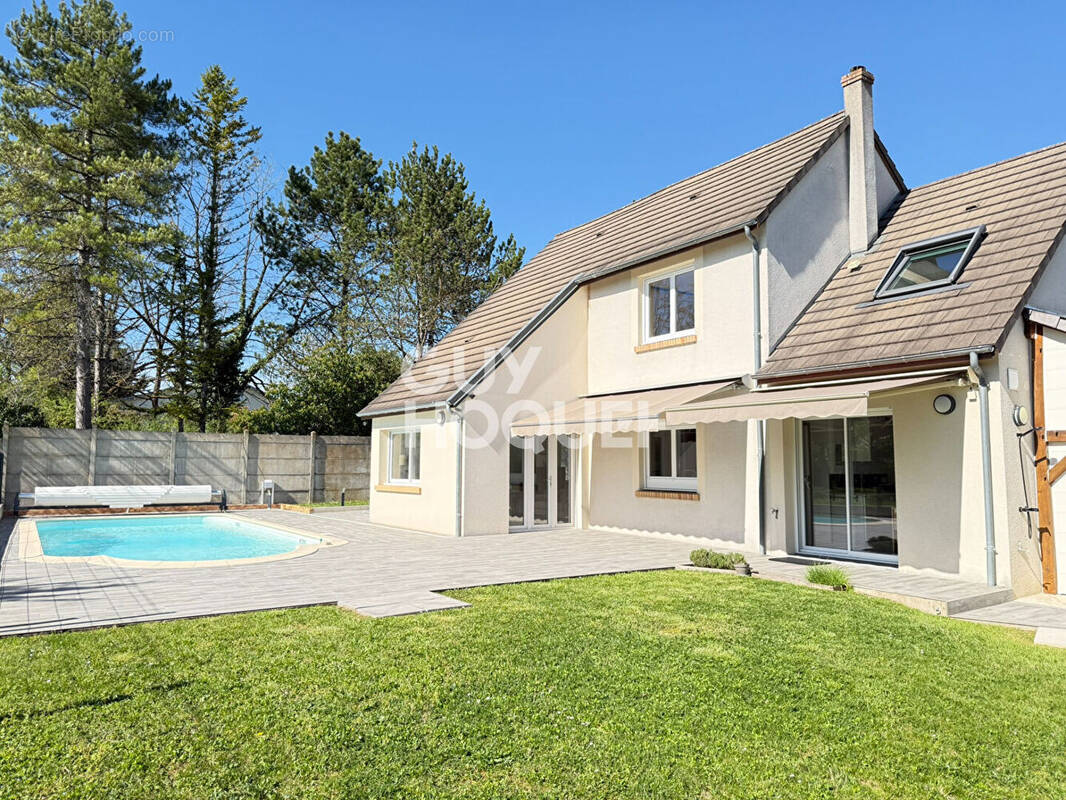 Maison à SAINT-DOULCHARD