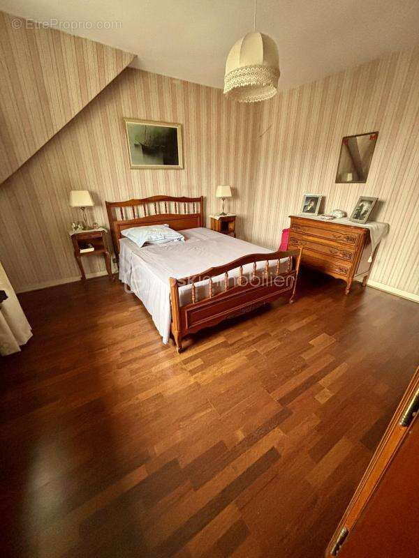 Maison à LES PAVILLONS-SOUS-BOIS