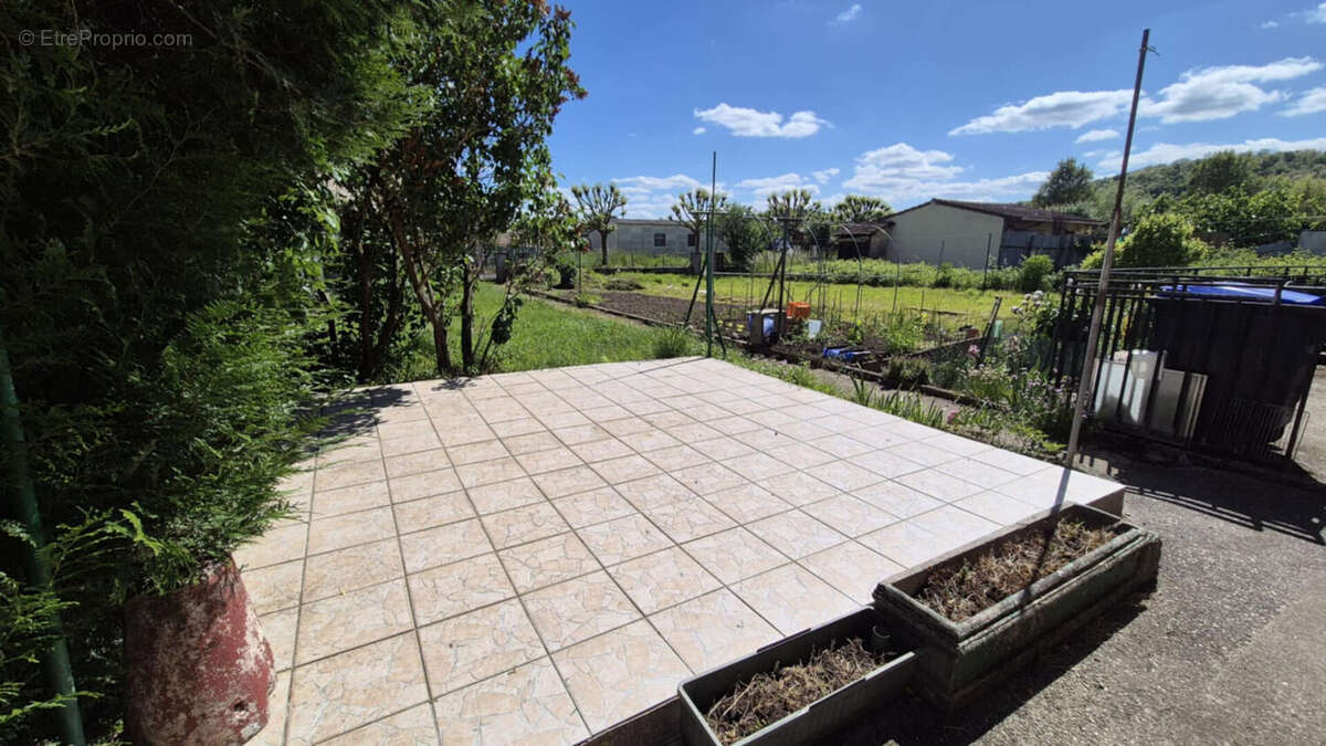 Appartement à ROVILLE-DEVANT-BAYON