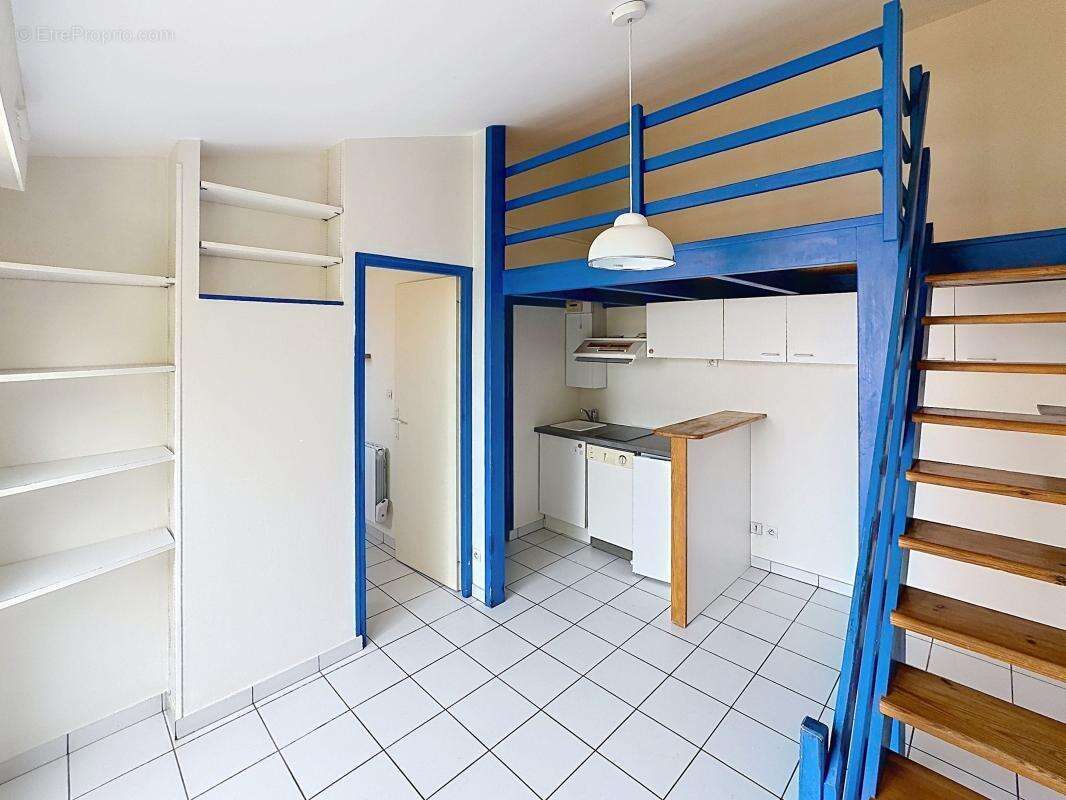 Appartement À Vendre - photo 3