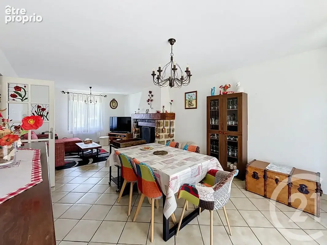 Maison 5 pièces 141 m² à vendre à Sancy-Les-Provins (77320) - photo 2