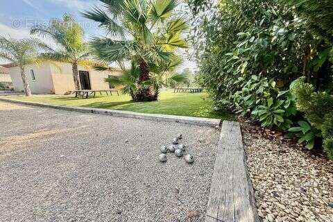 Maison à PLAN-DE-LA-TOUR