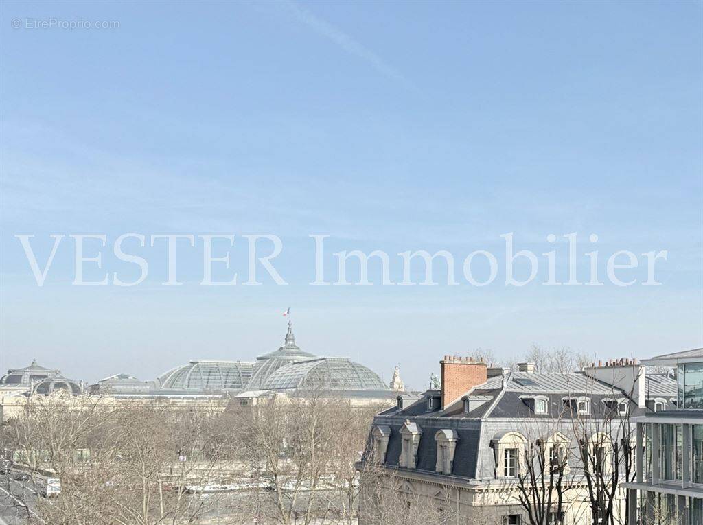 Appartement à PARIS-7E