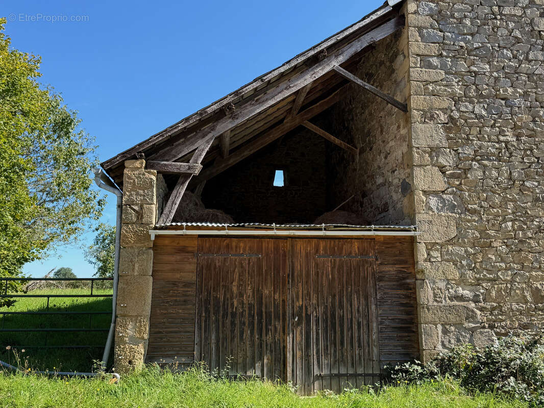 Maison à BUSSIERES