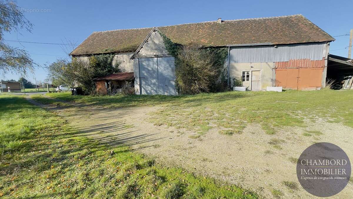 Maison à SAINT-LUBIN-EN-VERGONNOIS