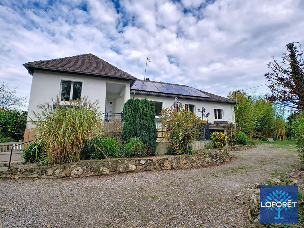 Maison à BERNAY